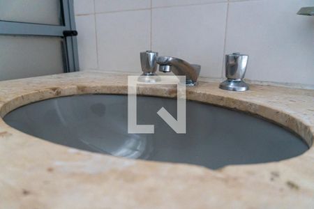 Casa à venda com 124m², 4 quartos e 1 vagaBanheiro Detalhe