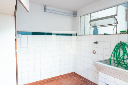 Casa à venda com 124m², 4 quartos e 1 vagaÁrea de Serviço