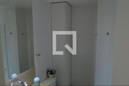 Apartamento à venda com 74m², 2 quartos e 1 vagaBanheiro da Suíte 1