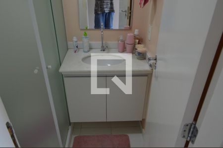 Apartamento à venda com 74m², 2 quartos e 1 vagaBanheiro da Suíte 2 