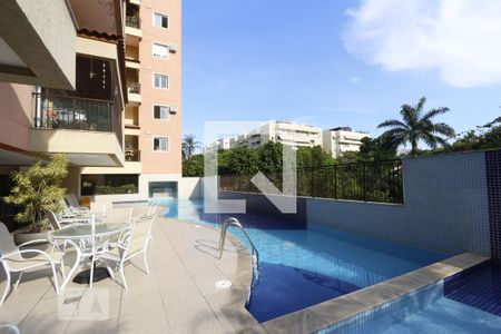 Apartamento à venda com 74m², 2 quartos e 1 vaga Apartamento à venda com 74m², 2 quartos e 1 vagaÁrea comum - Piscina