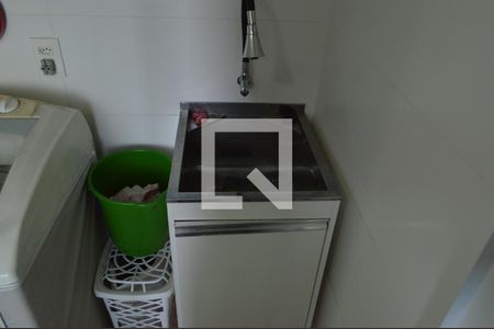 Apartamento à venda com 74m², 2 quartos e 1 vagaÁrea de Serviço 