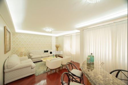 Sala de casa à venda com 4 quartos, 340m² em Planalto Paulista, São Paulo