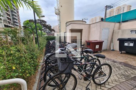 Apartamento para alugar com 28m², 1 quarto e sem vagaÁrea comum - Biciletario