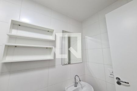 Banheiro de apartamento para alugar com 1 quarto, 28m² em Vila Ema, São Paulo
