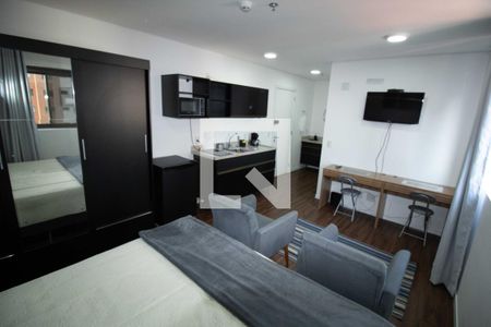 Sala/Quarto de kitnet/studio para alugar com 1 quarto, 27m² em Vila Clementino, São Paulo