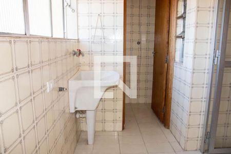 Apartamento à venda com 66m², 2 quartos e 2 vagas Apartamento à venda com 66m², 2 quartos e 2 vagasÁrea de Serviço