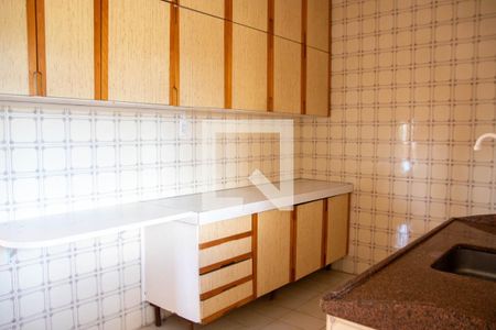 Apartamento à venda com 66m², 2 quartos e 2 vagas Apartamento à venda com 66m², 2 quartos e 2 vagasCozinha