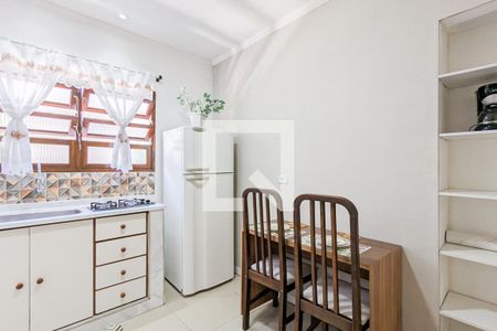 Sala e cozinha de kitnet/studio para alugar com 1 quarto, 25m² em Vila Santa Luzia, São Bernardo do Campo