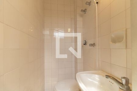 Apartamento para alugar com 70m², 2 quartos e 1 vagaBanheiro de Serviço