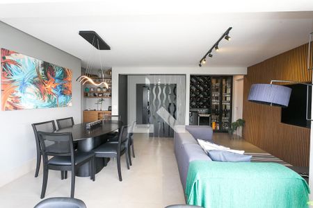 Sala  de apartamento à venda com 3 quartos, 129m² em Jardim Caboré, São Paulo