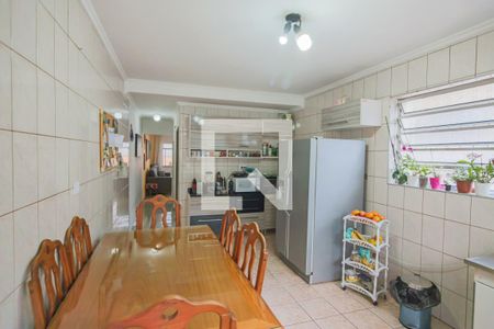 Casa à venda com 129m², 2 quartos e 2 vagasCozinha