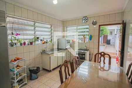 Casa à venda com 129m², 2 quartos e 2 vagasCozinha