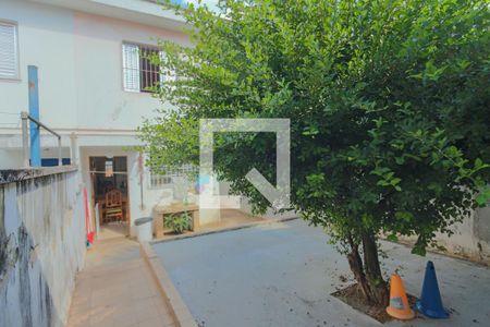 Casa à venda com 129m², 2 quartos e 2 vagasQuintal