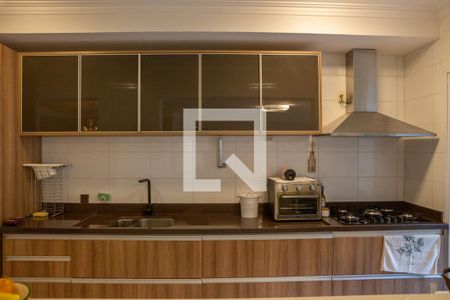 Apartamento à venda com 94m², 2 quartos e 2 vagasCozinha