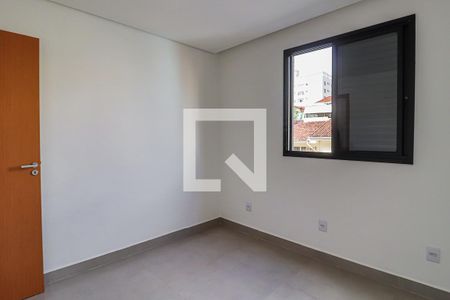 Quarto 1 de apartamento para alugar com 3 quartos, 75m² em Santa Efigênia, Belo Horizonte