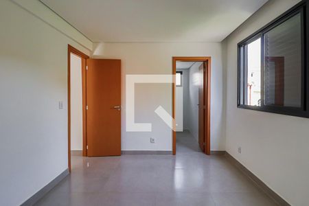 Apartamento à venda com 75m², 3 quartos e 2 vagasQuarto 3 Suíte