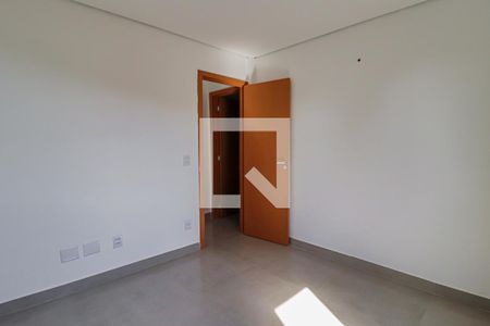 Apartamento à venda com 75m², 3 quartos e 2 vagasQuarto 2