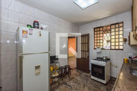 Casa para alugar com 279m², 3 quartos e 4 vagasCozinha