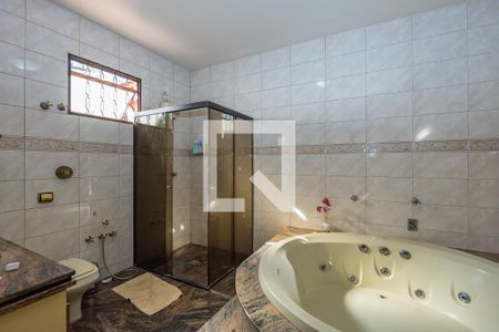Casa para alugar com 279m², 3 quartos e 4 vagasBanheiro da Suíte