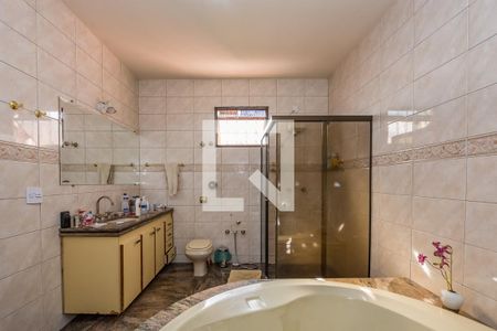 Casa para alugar com 279m², 3 quartos e 4 vagasBanheiro da Suíte