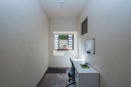 Casa para alugar com 279m², 3 quartos e 4 vagasEscritório