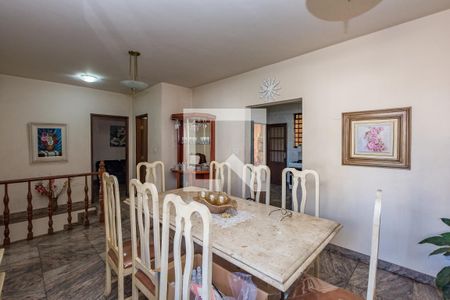 Casa para alugar com 279m², 3 quartos e 4 vagasSala 2