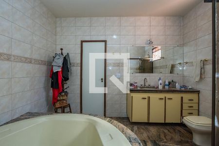 Casa para alugar com 279m², 3 quartos e 4 vagasBanheiro da Suíte