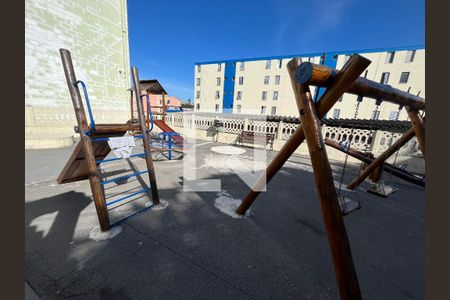 Apartamento à venda com 45m², 2 quartos e 1 vaga Apartamento à venda com 45m², 2 quartos e 1 vagaFachada