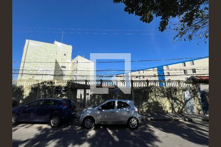 Apartamento à venda com 45m², 2 quartos e 1 vaga Apartamento à venda com 45m², 2 quartos e 1 vagaFachada