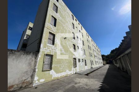 Apartamento à venda com 45m², 2 quartos e 1 vaga Apartamento à venda com 45m², 2 quartos e 1 vagaFachada