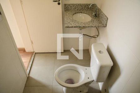 Casa de condomínio para alugar com 106m², 3 quartos e 2 vagasBanheiro da suíte