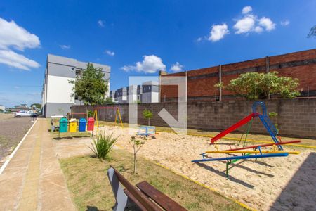 Apartamento para alugar com 45m², 2 quartos e 1 vaga Apartamento para alugar com 45m², 2 quartos e 1 vagaÁrea comum - Playground