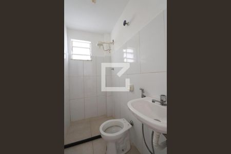 Casa para alugar com 58m², 2 quartos e sem vagaBanheiro