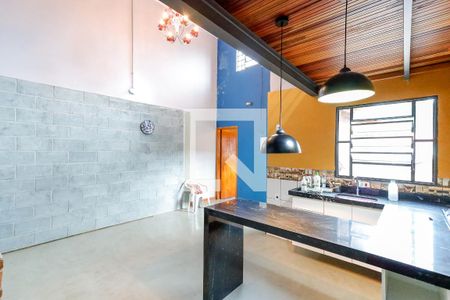 Sala e Cozinha de casa para alugar com 4 quartos, 200m² em Vila Albertina, São Paulo