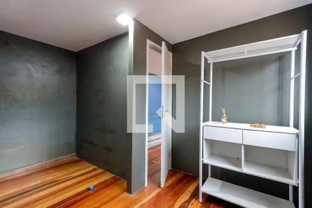 Quarto 1 de casa para alugar com 4 quartos, 200m² em Vila Albertina, São Paulo