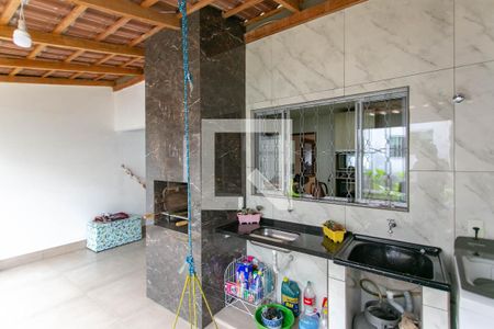 Casa à venda com 179m², 3 quartos e 2 vagasÁrea de Serviço