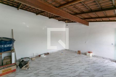 Casa à venda com 179m², 3 quartos e 2 vagasTerraço