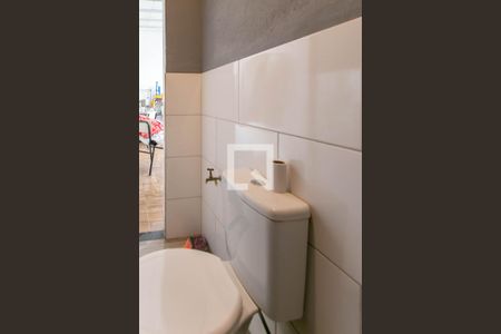 Casa à venda com 179m², 3 quartos e 2 vagasBanheiro