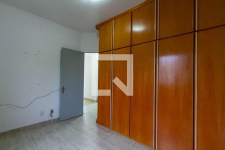 Apartamento à venda com 70m², 3 quartos e 1 vagaQuarto 2