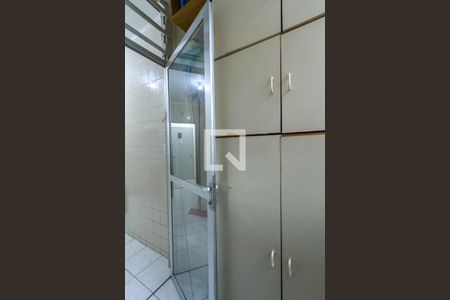 Apartamento à venda com 70m², 3 quartos e 1 vagaÁrea de Serviço