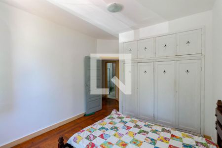 Casa à venda com 300m², 4 quartos e 2 vagasQuarto 2