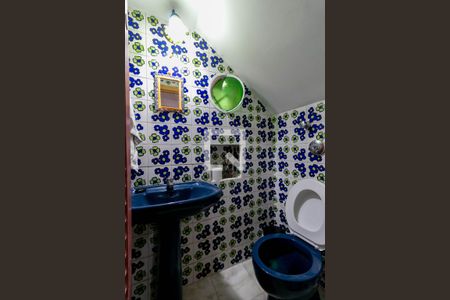 Casa à venda com 300m², 4 quartos e 2 vagasLavabo