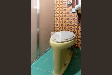 Casa à venda com 300m², 4 quartos e 2 vagasBanheiro 1