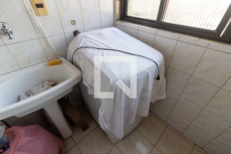 Apartamento para alugar com 97m², 2 quartos e 1 vagaDetalhe da área de serviço