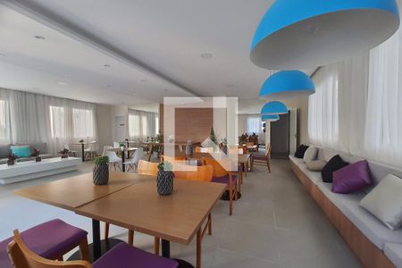 Apartamento para alugar com 45m², 2 quartos e sem vaga Apartamento para alugar com 45m², 2 quartos e sem vagaÁrea comum - Salão de festas