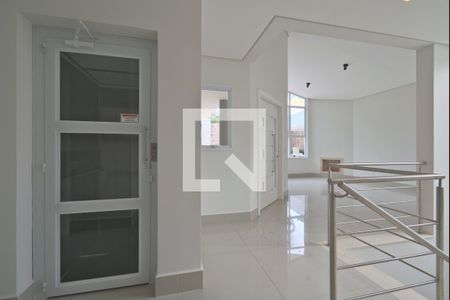 Sala 1 de casa de condomínio para alugar com 4 quartos, 591m² em Bairro das Palmeiras, Campinas