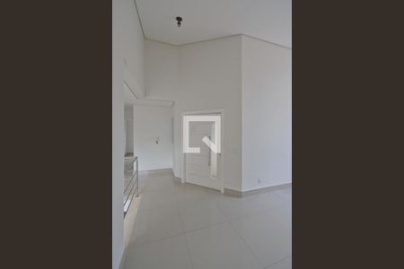 Sala 1 de casa de condomínio à venda com 4 quartos, 591m² em Bairro das Palmeiras, Campinas
