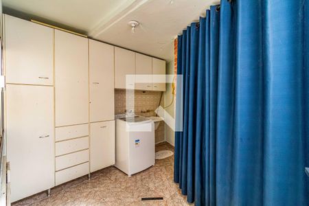 Casa à venda com 150m², 3 quartos e 1 vaga Casa à venda com 150m², 3 quartos e 1 vagaLavanderia