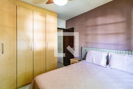 Quarto 01 de casa à venda com 3 quartos, 150m² em Jardim Ester, São Paulo